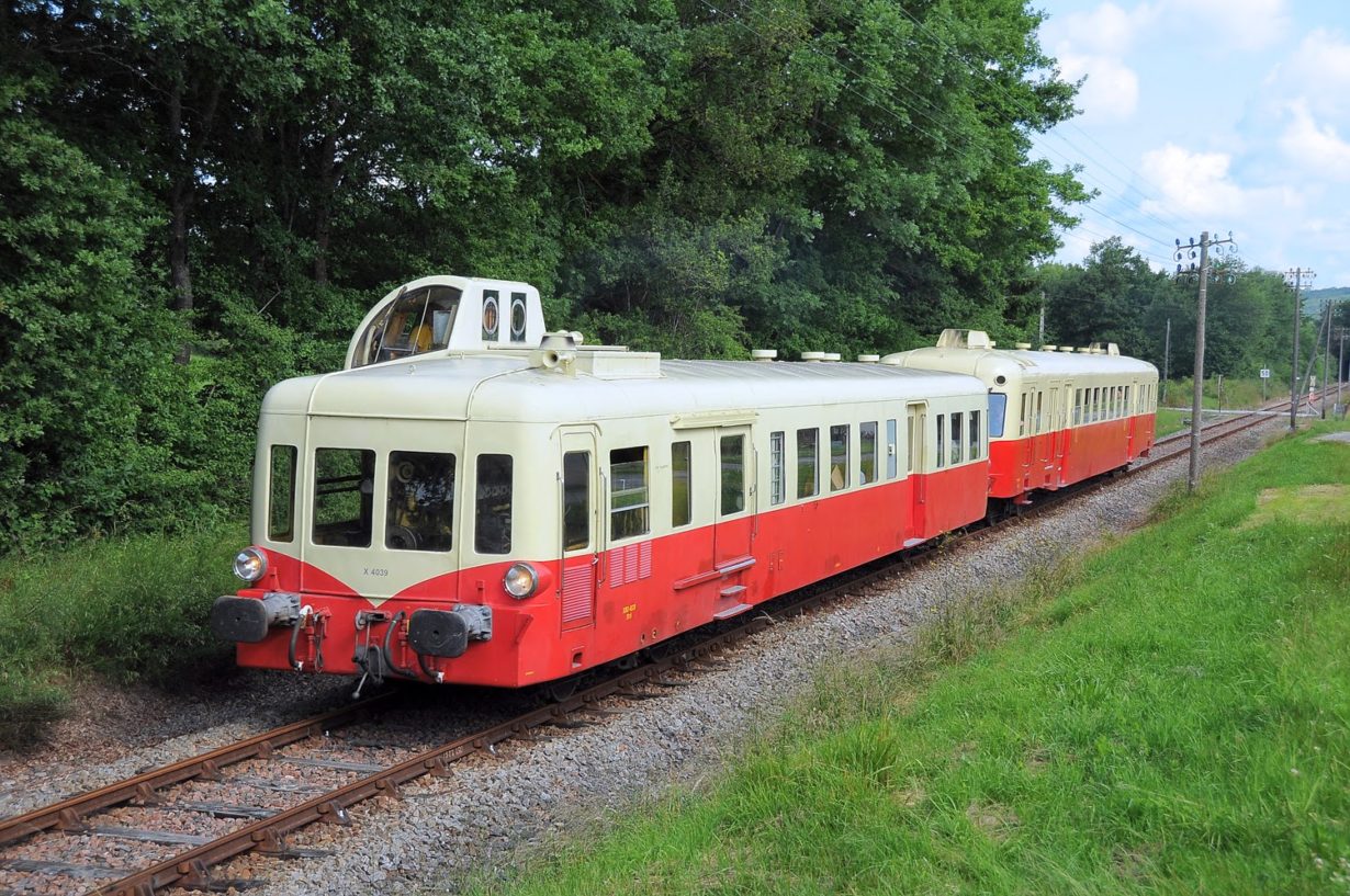 X 4039