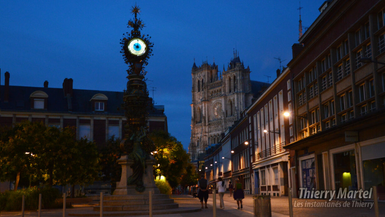 Place Marie sans chemise, Amiens